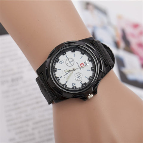 2019 Fashion Children Watches Boy Nylon Strap Wristwatch Student Casual Quartz Watch Kids Lovely Cartoon Watch Clock de reloj